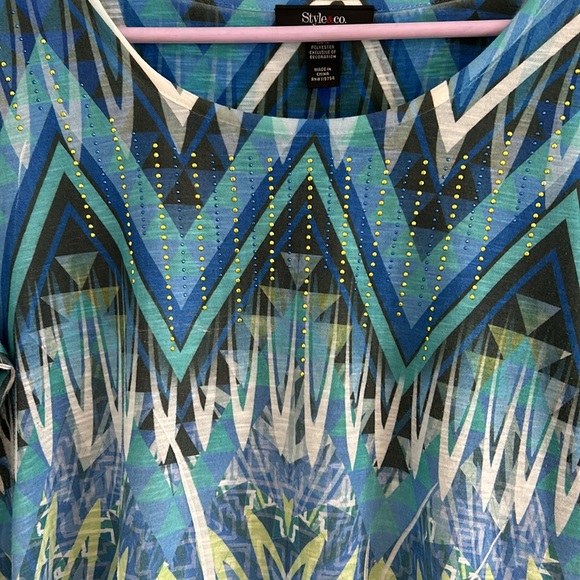 Pretty weekend top - Picture 5 of 10